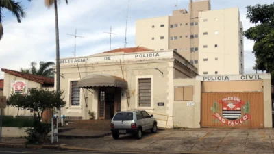 Dois são detidos após fugirem de abordagem policial em Cosmópolis