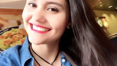 Mariana Beatriz é Fonoaudióloga