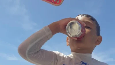 Cuidados necessários com as crianças na praia.