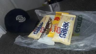 Jovem é detido com barras de chocolate