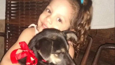 Luiza e seu xodó LadyBug