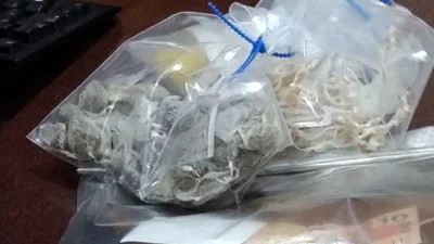 Um é preso em flagrante por tráfico de drogas