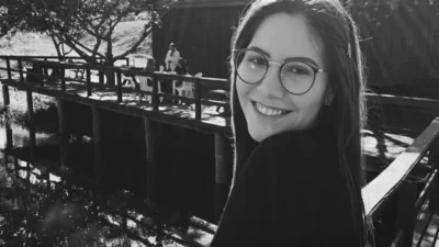 Clara Molina é a garota da semana