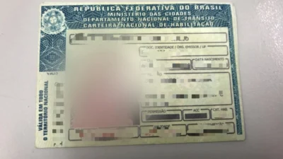 Polícia Militar faz apreensão de veículo e CNH falsa
