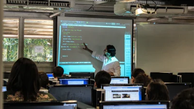 USP oferece quatro vagas de professor temporário na área de ciências de computação