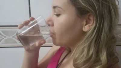 Saiba como evitar o desenvolvimento de pedras nos rins