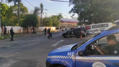 Polícia Municipal faz bloqueio e fiscalização de trânsito