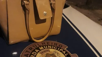 Acusado de furto é imobilizado até a chegada da Polícia Municipal
