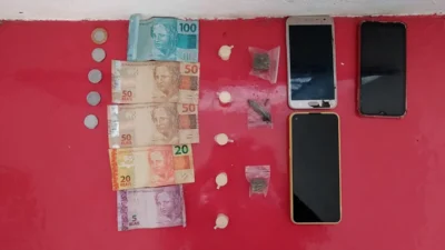 Três são detidos portando drogas e dinheiro