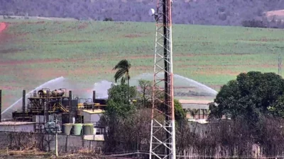 Incêndio em distribuidora de óleo é controlado