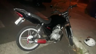 Moto furtada é recuperada e indivíduo é preso