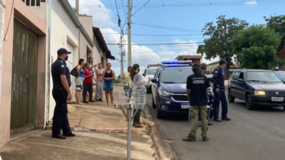 Homem de 40 anos é encontrado morto dentro de quarto