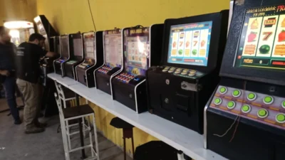 Polícia Militar localiza 11 máquinas de jogos de azar em bar no Centro da cidade