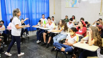 NUESA realiza Programa Papo Jovem em três escolas municipais
