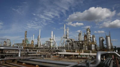 Petrobras assina contrato de nova unidade de hidrotratamento de diesel da Replan