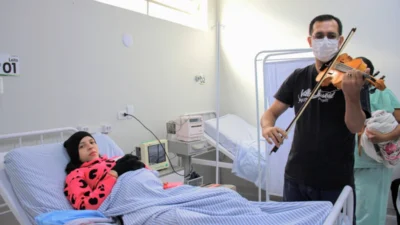 Villa-Musical faz homenagem na Maternidade da Santa Casa