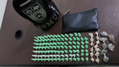 Acusado de tráfico de drogas é preso em quiosque de condomínio