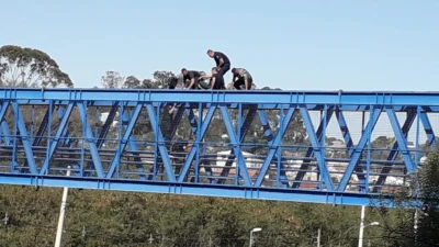 Em ato heroico, equipe salva uma vida