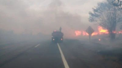 Incêndio na Rodovia SP 133 atrapalha fluxo de veículos
