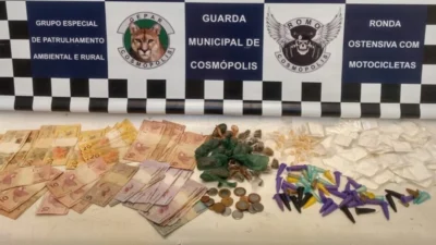 Menor é detido com sacolas de entorpecentes e dinheiro