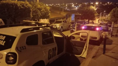 Guarda Municipal recupera veículo roubado e detém três menores