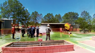 Defesa Civil de Cosmópolis e Técnicos de Segurança do Trabalho da Prefeitura participam de curso de reciclagem