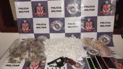 Motorista, comerciante e açougueiro são presos acusados de tráfico de drogas e porte ilegal de arma de fogo