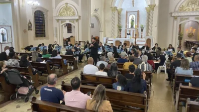 ‘Igreja Matriz’ recebeu concerto musical da ‘Banda Municipal de Cosmópolis’