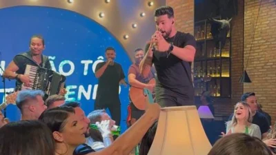 Cantor Vini Drumond vai lançar novo DVD no dia 28 de abril