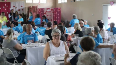Fundo Social realiza almoço em homenagem às Mães