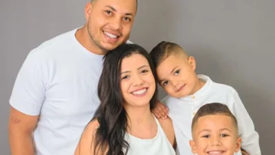 Após acidente, mãe perde a memória e precisa se reconectar com maternidade