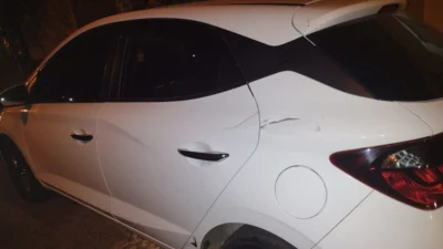 Acidente entre bicicleta e carro deixa vítima ferida