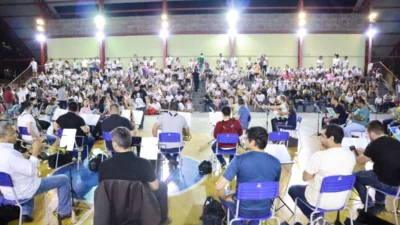 Encontro de famílias na ‘Escola Rodrigo’ reúne mais de 400 participantes em caminhada especial