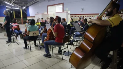 ‘EMEB Profª. Odila Amaral Bottcher’ recebe concerto ‘Crianças de Hoje, Crianças de Ontem’