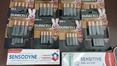 Homem é preso após furtar pilhas e creme dental em supermercado