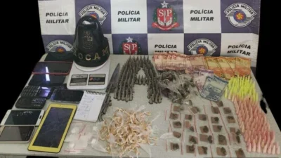 Grande quantidade de entorpecentes é encontrada dentro de residência no bairro Jacinto Hackel
