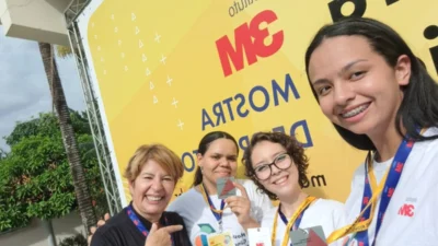 Jovens estudantes transformam realidades com projeto inovador em Mostra de Ciências e Tecnologia do Instituto 3M