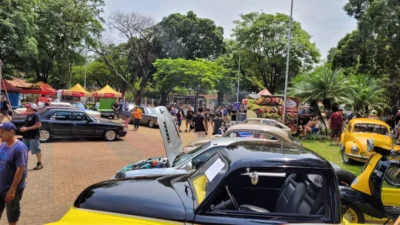 ‘Feira Artes e Sabores’ e ‘Encontro Anual dos Amigos do Carro Antigo de Cosmópolis’ agitam o domingo