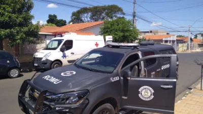 Durante patrulhamento, equipe de ROMU é chamada para atender idoso com sangramento e suspeita de fratura