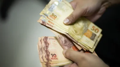 Trabalhadores nascidos em janeiro podem fazer o saque-aniversário do FGTS até março