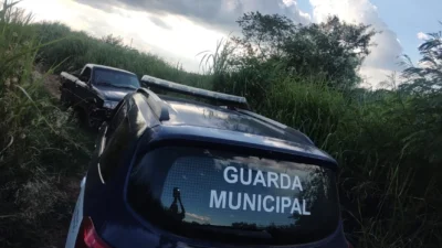 Caminhonete roubada em Artur Nogueira é localizada pela Guarda Municipal de Cosmópolis