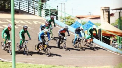 Pilotos cosmopolenses se destacam na ‘1ª Etapa Regional da Copa Paulínia de BMX’