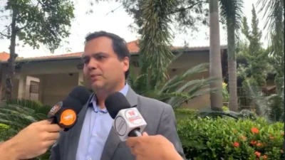 Prosseguimento da Comissão Processante é suspenso por liminar