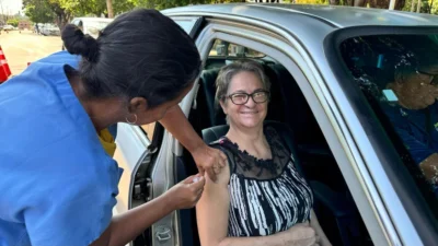 Prefeitura de Cosmópolis realiza vacinação contra influenza em formato ‘drive-thru’