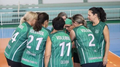Cosmópolis recebe etapa regional de vôlei 50+ com times da região