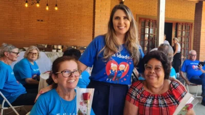 Primeira Dama e Fundo Social de Solidariedade promovem almoço especial em homenagem ao ‘Dia das Mães’ para membros do ‘Clube da Terceira Idade Laços de Amizade’