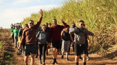 11ª edição da Caminhada EcoTur arrecada centenas de alimentos não perecíveis, ração e água