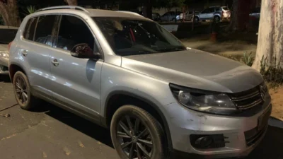 Dois menores são apreendidos após roubarem carro em Cosmópolis