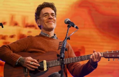 Nando Reis lança álbum triplo + disco bônus de músicas inéditas e se apresenta em Campinas