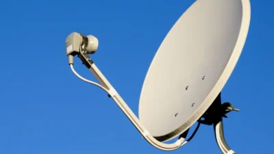 Governo de SP incentiva a troca gratuita de até 220 mil antenas parabólicas tradicionais por aparelhos digitais